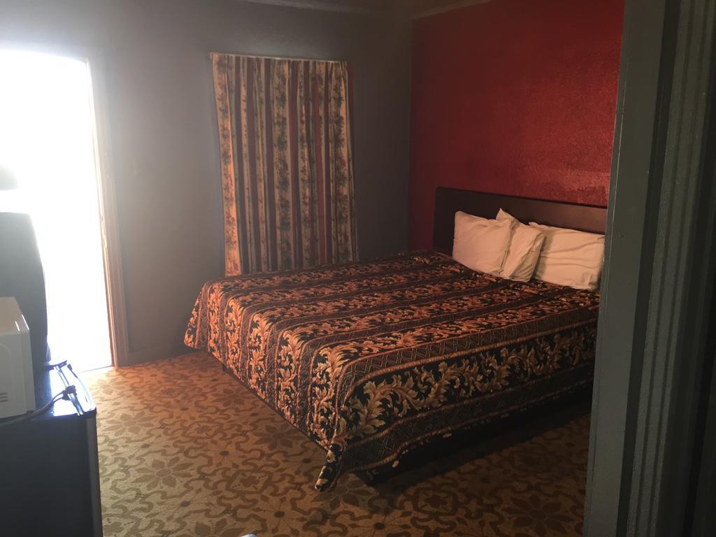 Avalon Motel Early Bilik gambar